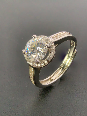 1 Carat Deluxe 925 Silver Moissanite Stone Ring