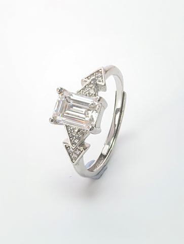 1 Carat Cedar 925 Silver Emerald cut Moissanite Stone Ring