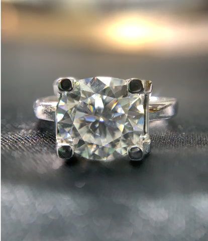 0.5 Carat Classic Bull Head 925 Silver Moissanite Stone Ring